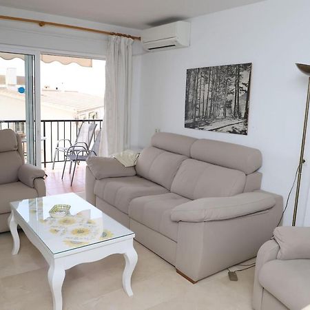 Apartamento En Nerja. Primera Linea De Playa Kültér fotó