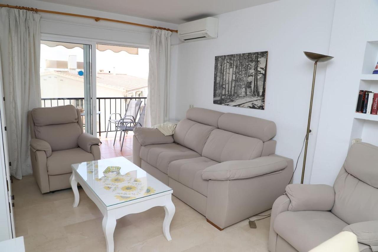 Apartamento En Nerja. Primera Linea De Playa Kültér fotó